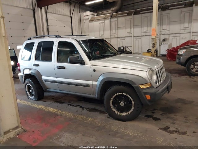 2006 Jeep Liberty Sport მანქანა იყიდება აუქციონზე, vin: 1J4GL48KX6W279878, აუქციონის ნომერი: 44900315