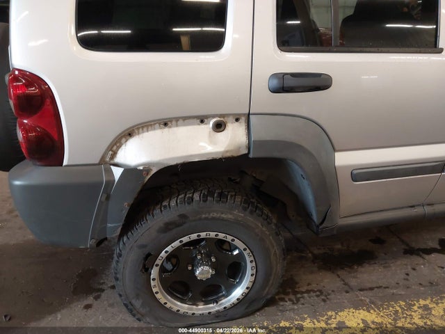 2006 Jeep Liberty Sport მანქანა იყიდება აუქციონზე, vin: 1J4GL48KX6W279878, აუქციონის ნომერი: 44900315