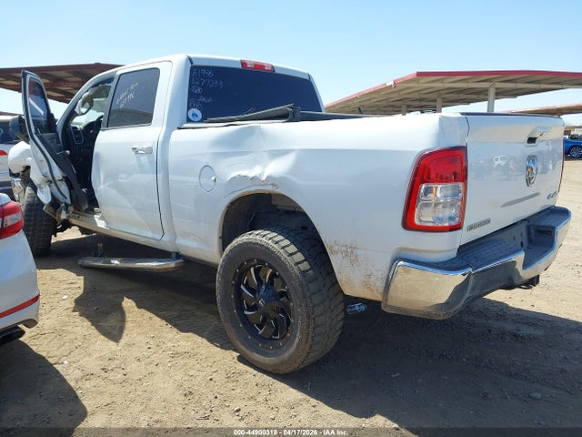 44900318 :رقم المزاد ، 3C6UR5DL9KG618996 vin ، 2019 Ram 2500 Big Horn  4x4 6'4 Box مزاد بيع