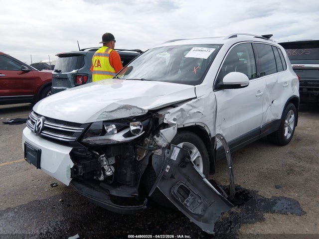44900325 :رقم المزاد ، WVGSV7AX2HK012287 vin ، 2017 Volkswagen Tiguan 2.0t Wolfsburg Edition مزاد بيع