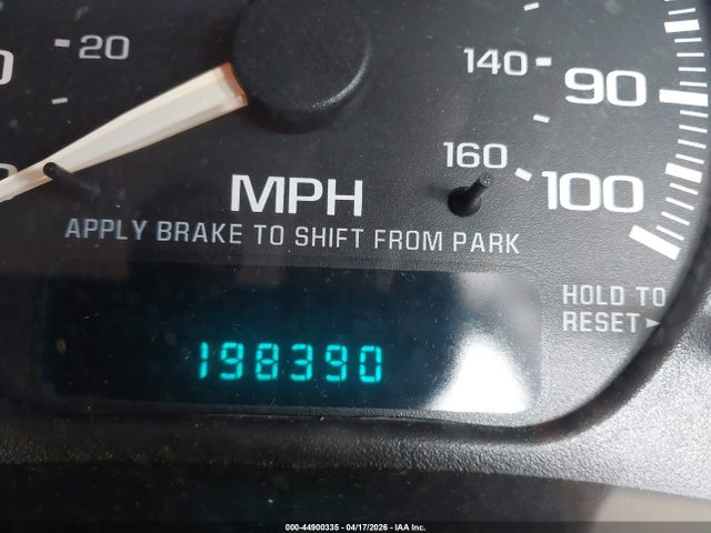 44900335 :رقم المزاد ، 1GCHC24162E102188 vin ، 2002 Chevrolet Silverado 2500hd مزاد بيع