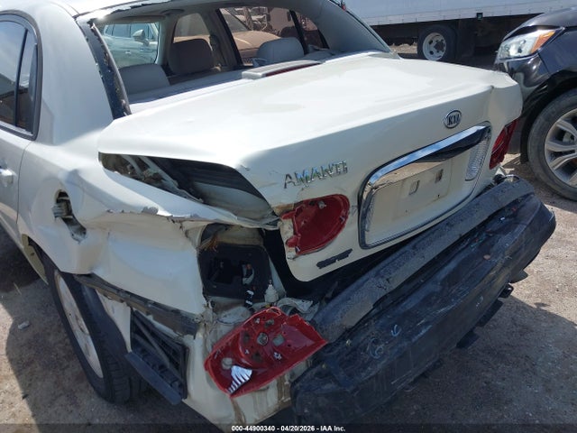 2005 Kia Amanti მანქანა იყიდება აუქციონზე, vin: KNALD124255053572, აუქციონის ნომერი: 44900340