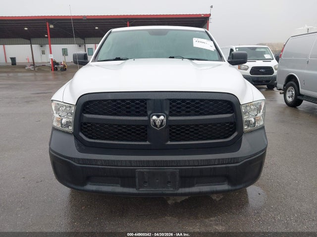 1C6RR6KG7HS768737 RAM 1500 Tradesman 4x2 5&#039;7 Box