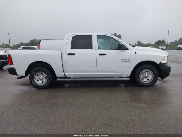 1C6RR6KG7HS768737 RAM 1500 Tradesman 4x2 5&#039;7 Box