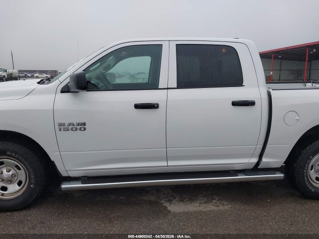 1C6RR6KG7HS768737 RAM 1500 Tradesman 4x2 5&#039;7 Box