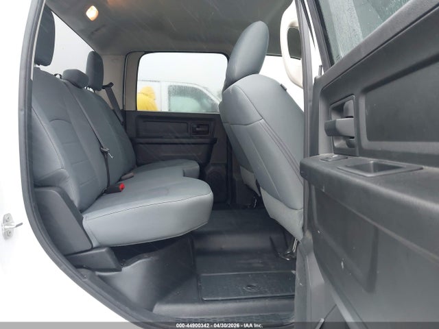 1C6RR6KG7HS768737 RAM 1500 Tradesman 4x2 5&#039;7 Box