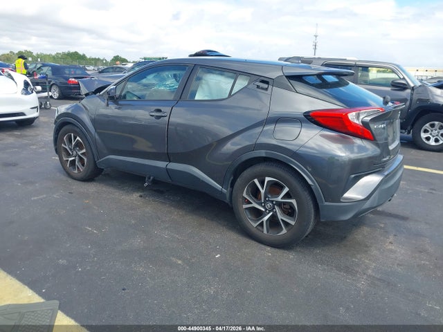 2018 Toyota C-hr Xle მანქანა იყიდება აუქციონზე, vin: NMTKHMBX3JR049130, აუქციონის ნომერი: 44900345