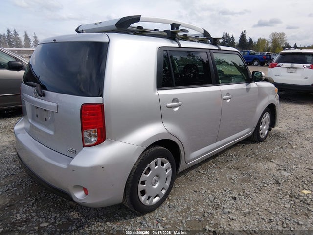 Scion XB 2015 JTLZE4FE5FJ077215 Image 4