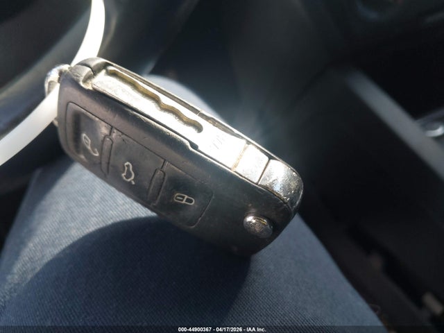 44900367 :رقم المزاد ، 3VWLL7AJ9DM419419 vin ، 2013 Volkswagen Jetta 2.0l Tdi مزاد بيع