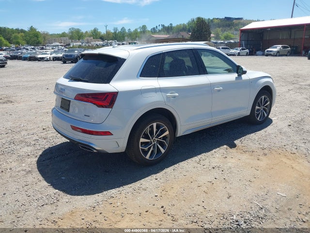 Продаж на аукціоні авто 2023 Audi Q5 Premium Plus 45 Tfsi S Line Quattro, vin: WA1EAAFY6P2161631, номер лоту: 44900368