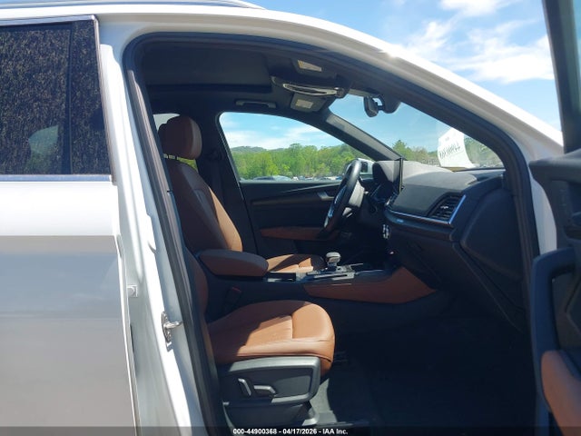 Продаж на аукціоні авто 2023 Audi Q5 Premium Plus 45 Tfsi S Line Quattro, vin: WA1EAAFY6P2161631, номер лоту: 44900368