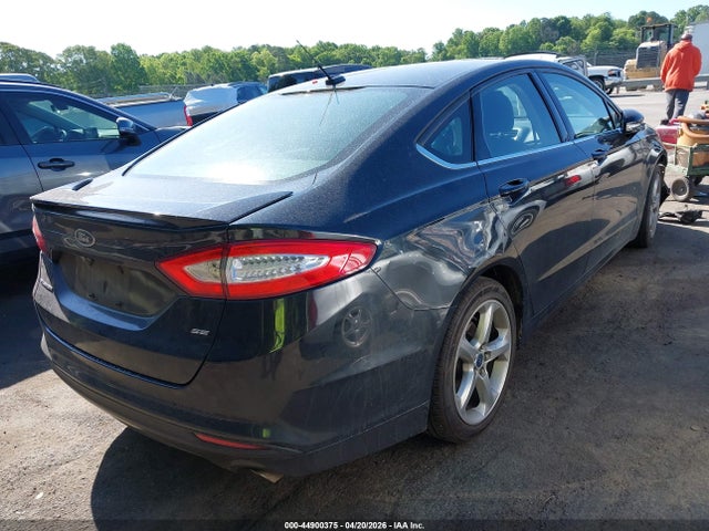 44900375 :رقم المزاد ، 3FA6P0H73FR189555 vin ، 2015 Ford Fusion Se مزاد بيع