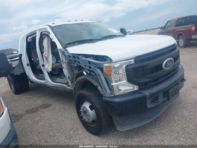 Ford F-350 Chassis Xl 2021 1FD8W3HT2MED43785 Image 13