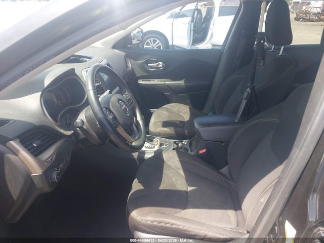 Продажа на аукционе авто 2015 Jeep Cherokee Latitude, vin: 1C4PJMCS9FW614521, номер лота: 44900413