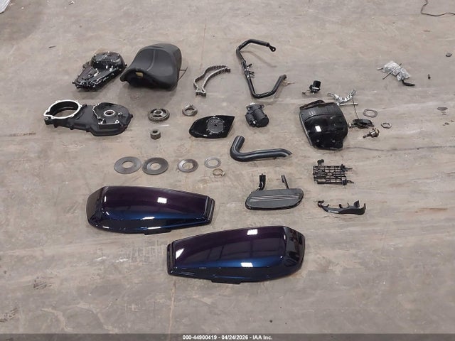 44900419 :رقم المزاد ، 1HD1KB714SB637861 vin ، 2025 Harley-davidson Flhx مزاد بيع