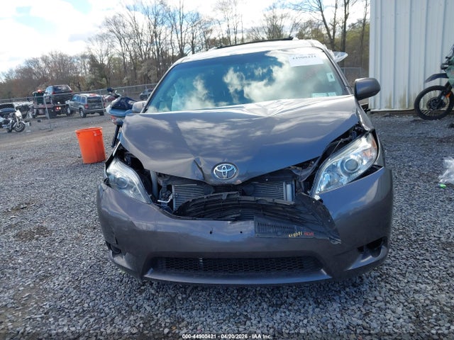 Продаж на аукціоні авто 2016 Toyota Sienna Le 8 Passenger, vin: 5TDKK3DC6GS694063, номер лоту: 44900421