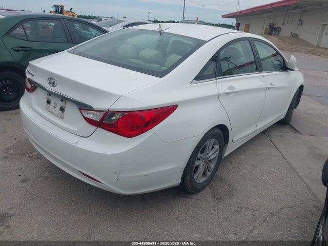 2013 Hyundai Sonata Gls მანქანა იყიდება აუქციონზე, vin: 5NPEB4AC5DH787004, აუქციონის ნომერი: 44900431