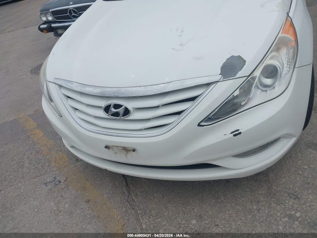 2013 Hyundai Sonata Gls მანქანა იყიდება აუქციონზე, vin: 5NPEB4AC5DH787004, აუქციონის ნომერი: 44900431