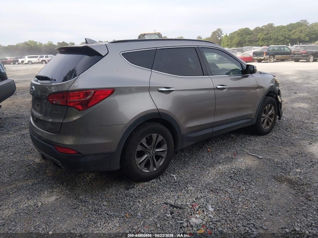 44900458 :رقم المزاد ، 5XYZU3LB0FG238556 vin ، 2015 Hyundai Santa Fe Sport 2.4l مزاد بيع