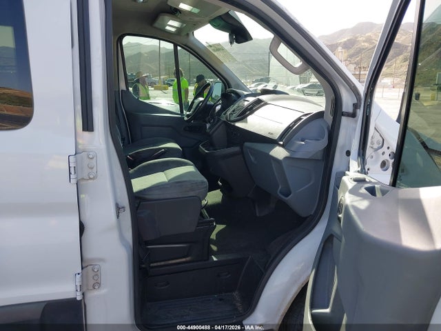 1FBZX2ZM4FKA63284 Ford Transit-350 Xlt