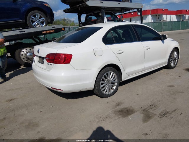 Продаж на аукціоні авто 2011 Volkswagen Jetta 2.5l Sel, vin: 3VWLX7AJ7BM303542, номер лоту: 44900490