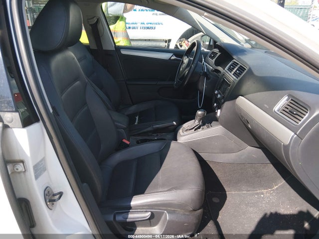 Продаж на аукціоні авто 2011 Volkswagen Jetta 2.5l Sel, vin: 3VWLX7AJ7BM303542, номер лоту: 44900490