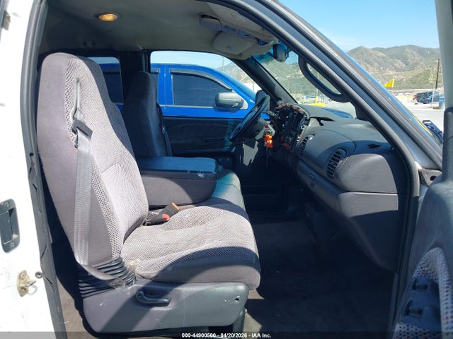 Продажа на аукционе авто 2001 Dodge Ram 2500 St, vin: 3B7KC23Z91G772547, номер лота: 44900500