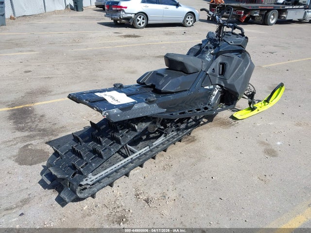 Ski-Doo Snowmobile 2020 2BPSCFLF9LV000289 Image 4