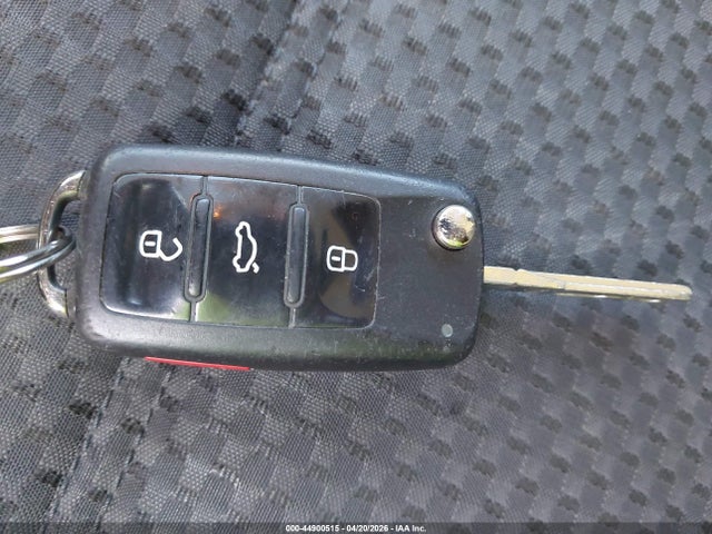 Продаж на аукціоні авто 2014 Volkswagen Jetta 2.0l S, vin: 3VW2K7AJXEM320382, номер лоту: 44900515