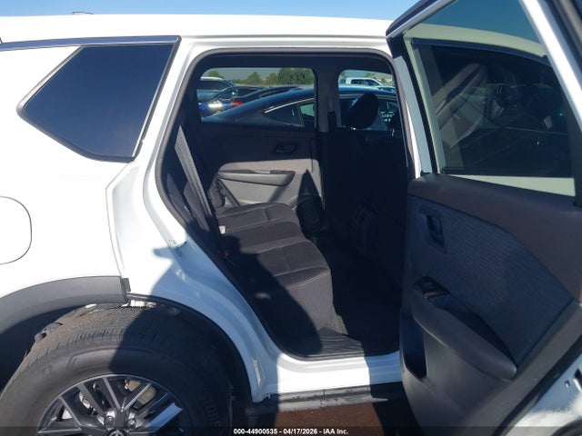 Продаж на аукціоні авто 2023 Nissan Rogue S Fwd, vin: 5N1BT3AA7PC908958, номер лоту: 44900535
