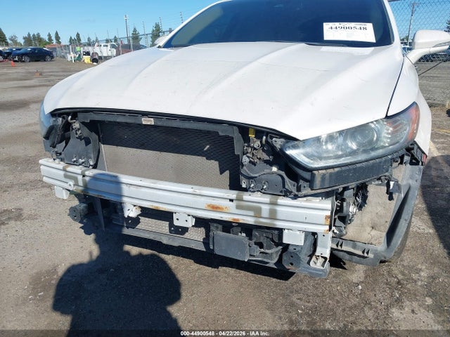 44900548 :رقم المزاد ، 3FA6P0LU3DR157411 vin ، 2013 Ford Fusion Hybrid Se مزاد بيع