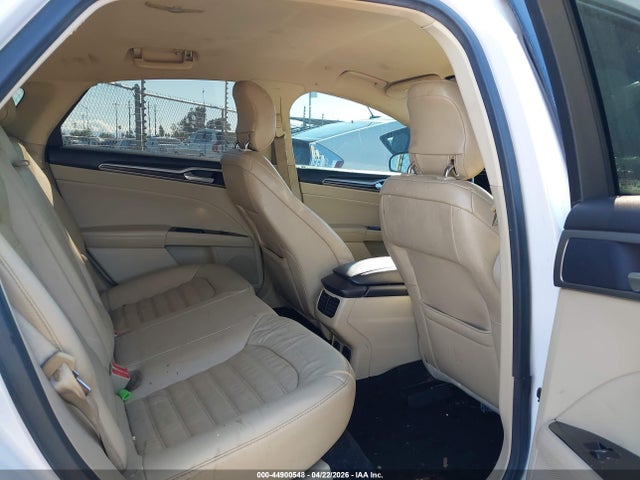 44900548 :رقم المزاد ، 3FA6P0LU3DR157411 vin ، 2013 Ford Fusion Hybrid Se مزاد بيع