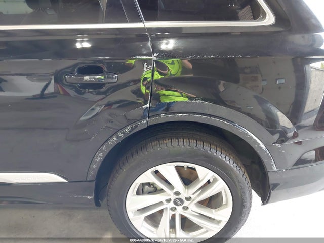 2024 Audi Q7 Premium 45 Tfsi Quattro Tiptronic მანქანა იყიდება აუქციონზე, vin: WA1ACBF71RD007194, აუქციონის ნომერი: 44900576