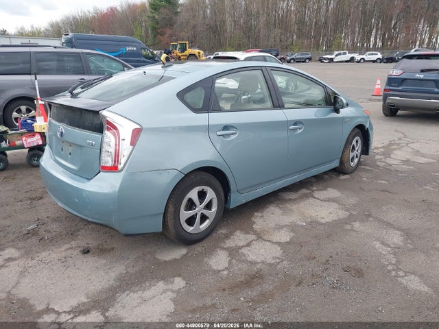 44900579 :رقم المزاد ، JTDKN3DU3F1916635 vin ، 2015 Toyota Prius Three مزاد بيع