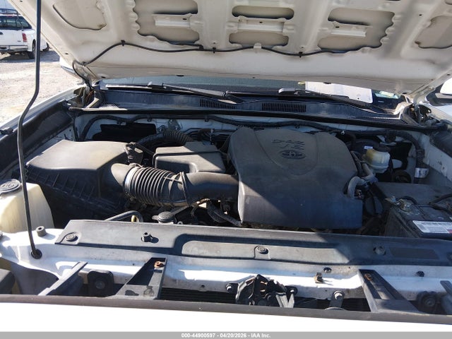 Продаж на аукціоні авто 2016 Toyota Tacoma Trd Sport, vin: 5TFCZ5AN8GX006284, номер лоту: 44900597