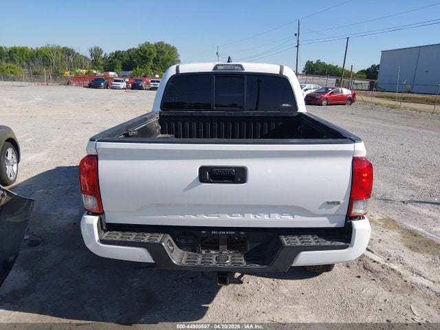 Продаж на аукціоні авто 2016 Toyota Tacoma Trd Sport, vin: 5TFCZ5AN8GX006284, номер лоту: 44900597