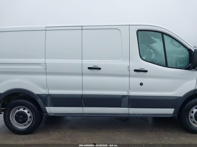 1FTYE1ZM1HKB26576 Ford Transit-150