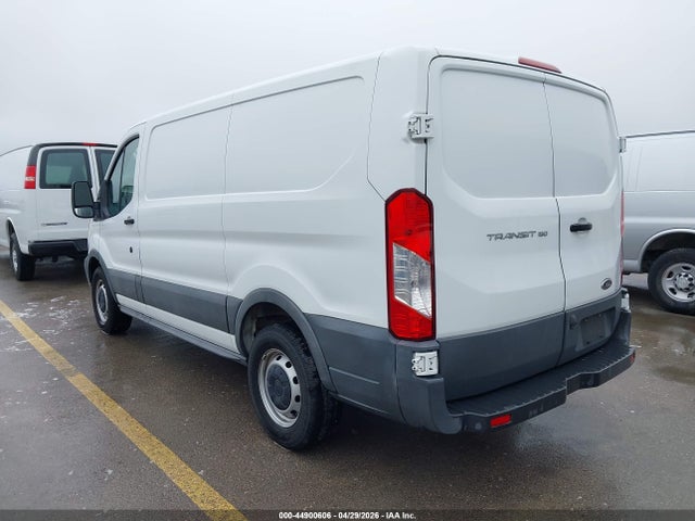 1FTYE1ZM1HKB26576 Ford Transit-150