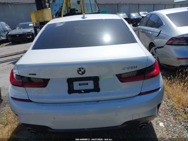 WBA5R7C57KAJ81037 BMW 330i Xdrive