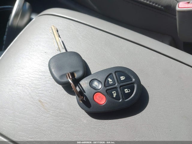2008 TOYOTA SIENNA 5TDBK22C28S013833 Photo 10
