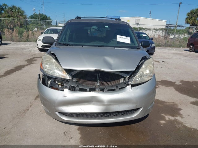 2008 TOYOTA SIENNA 5TDBK22C28S013833 Photo 5