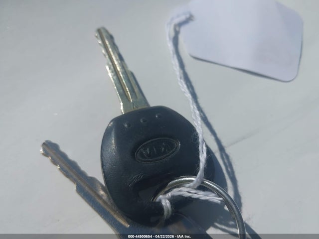 44900654 :رقم المزاد ، KNDMG4C37A6353859 vin ، 2010 Kia Sedona Lx مزاد بيع