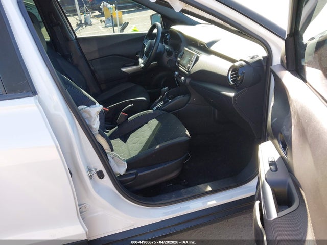 3N1CP5CU5KL504136 Nissan KICKS SV