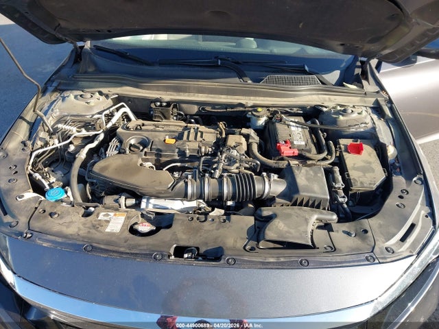 44900689 :رقم المزاد ، 1HGCV2F9XJA021158 vin ، 2018 Honda Accord Touring 2.0t مزاد بيع