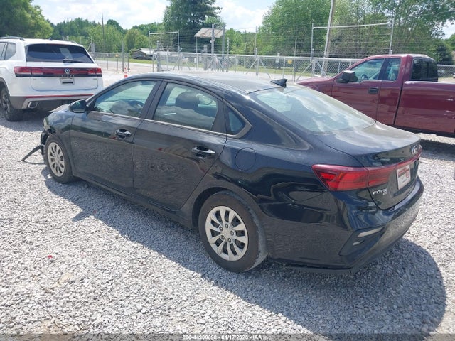 KIA FORTE FE 2021 3KPF24AD6ME328226 Image 3