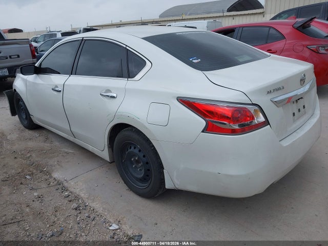1N4AL3AP0FN330666 Nissan Altima 2.5 S