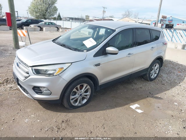 Продажа на аукционе авто 2017 Ford Escape Se, vin: 1FMCU0GD1HUB42853, номер лота: 44900717