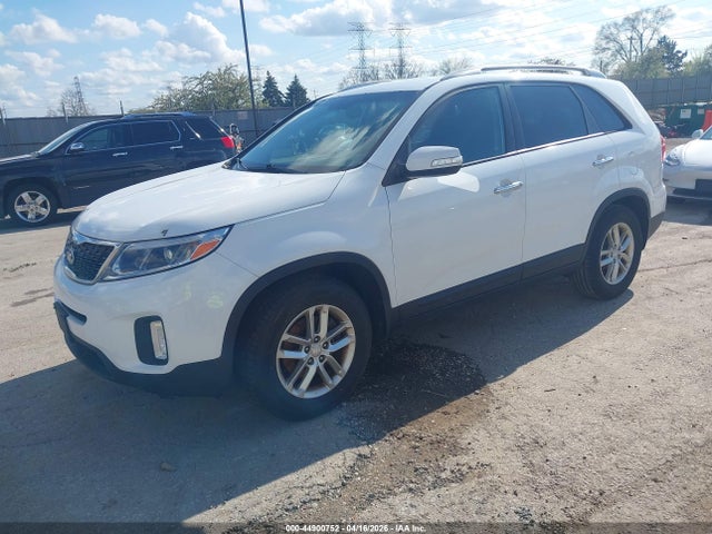2015 Kia Sorento Lx მანქანა იყიდება აუქციონზე, vin: 5XYKT4A69FG635165, აუქციონის ნომერი: 44900752