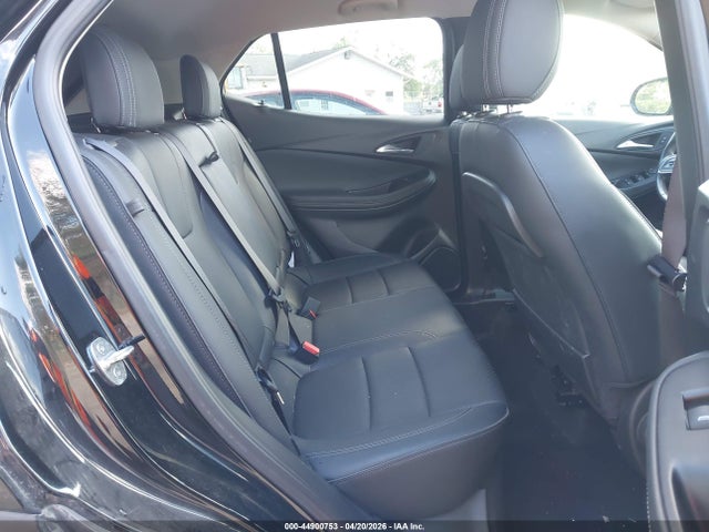 44900753 :رقم المزاد ، KL4MMFSL2NB080374 vin ، 2022 Buick Encore Gx Fwd Essence مزاد بيع