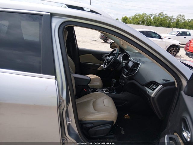 1C4PJLDB2HW623153 Jeep Cherokee Limited Fwd